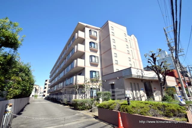 Main exterior of City Heim Heisei 2