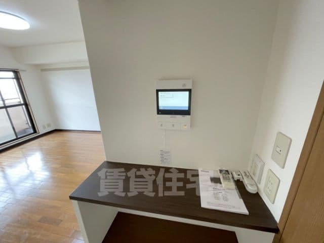 Room image 11