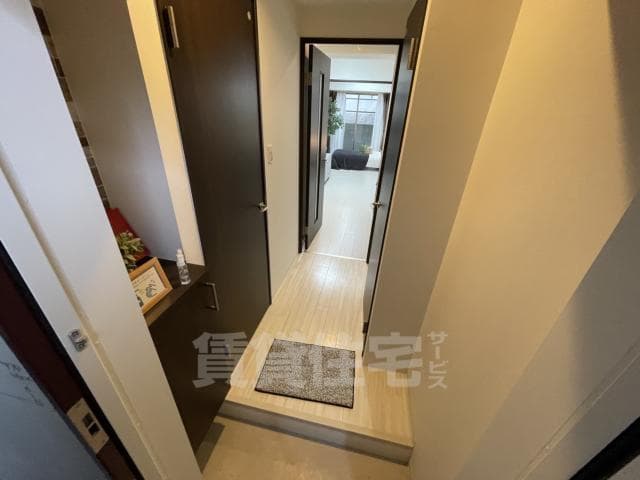 Room image 13