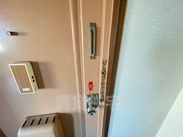 Room image 11