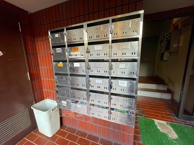 Room image 15