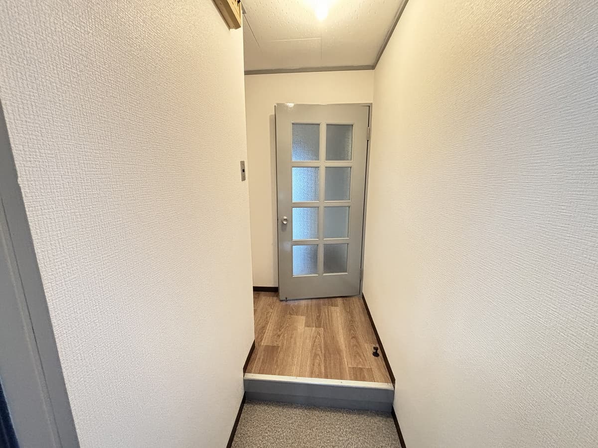 Room image 12