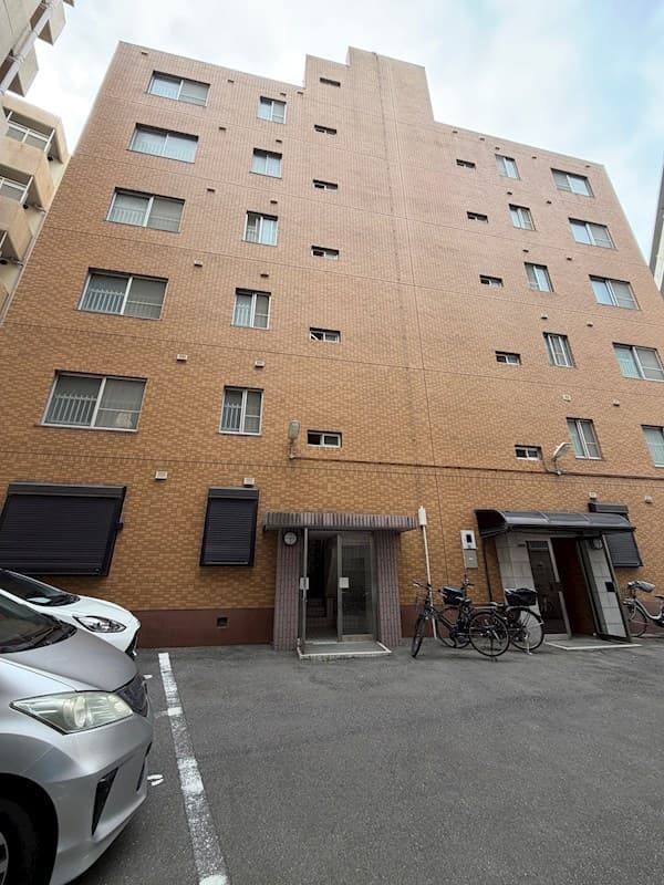 Main Image