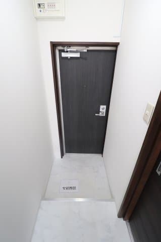 Room image 11