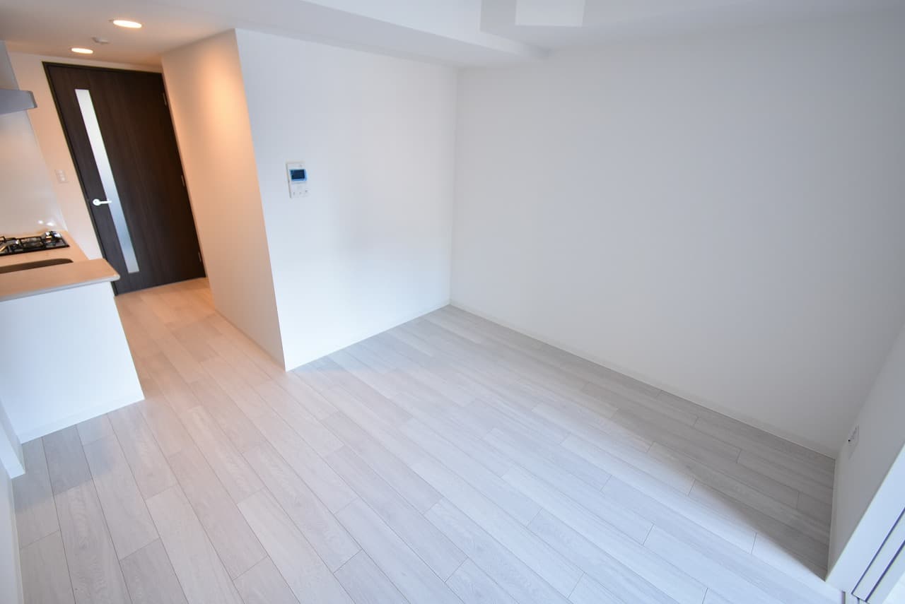 Preview interior of Theory Tenjinbashi Avenir
