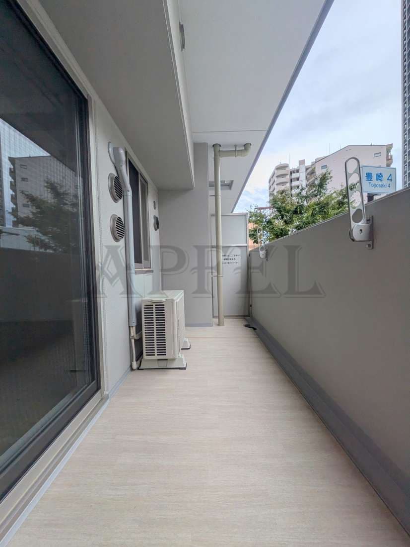 Room image 10