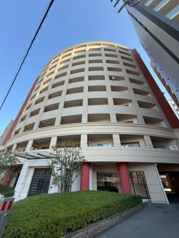 Main Image