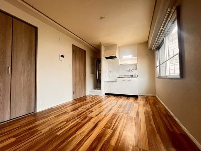 Preview interior of Onishi Building