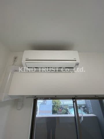 Room image 12