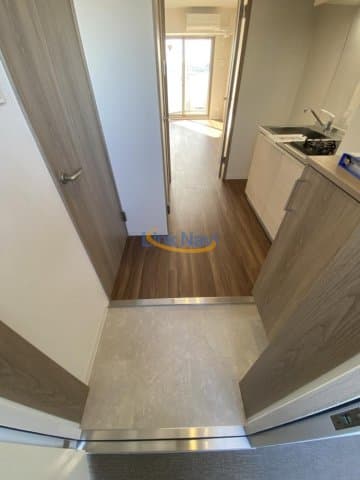 Room image 8