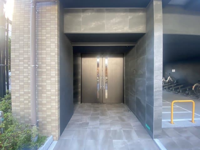 Room image 11