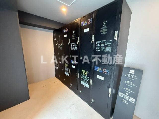 Room image 12