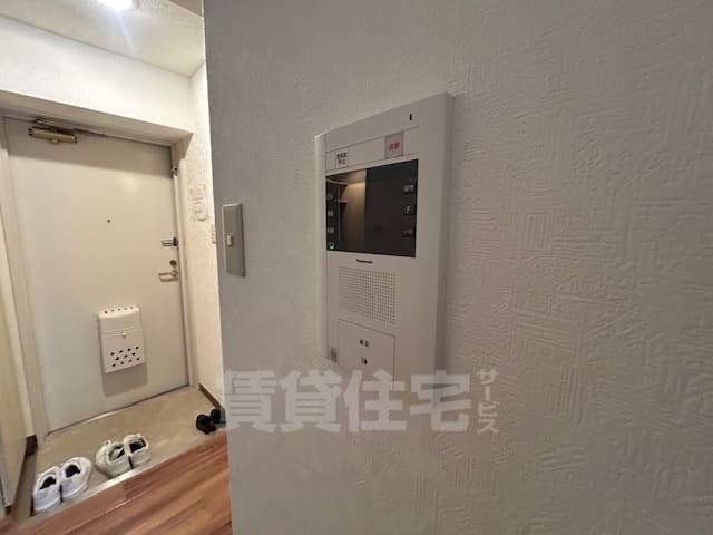 Room image 11