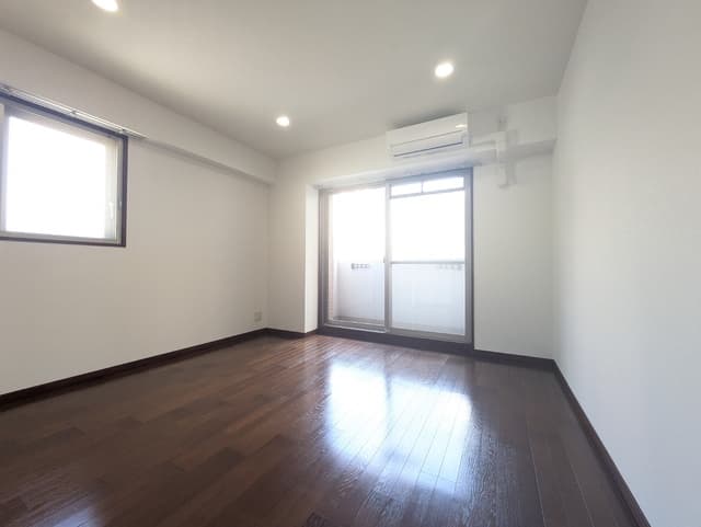 Room Image 00031779