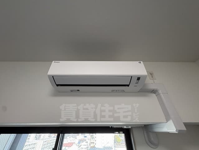 Room image 15