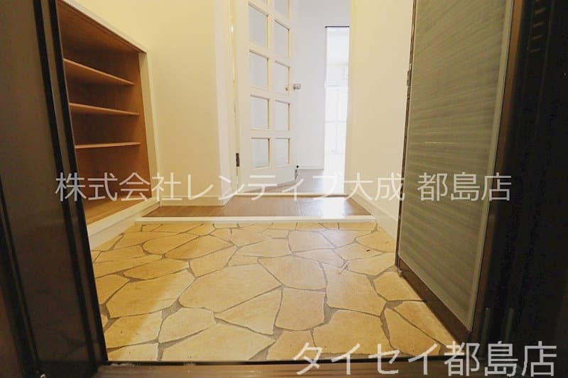 Room image 13
