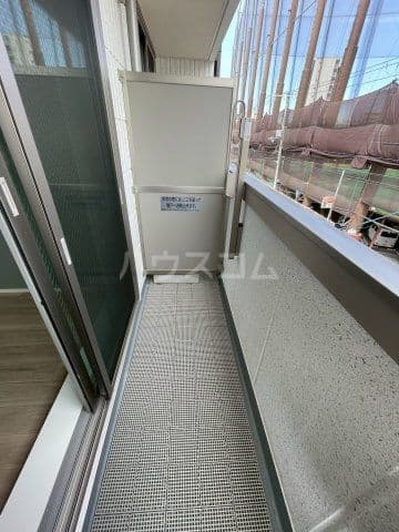Room image 10
