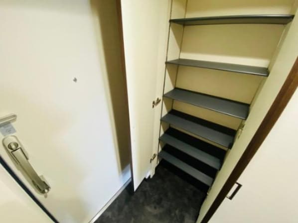 Room image 12