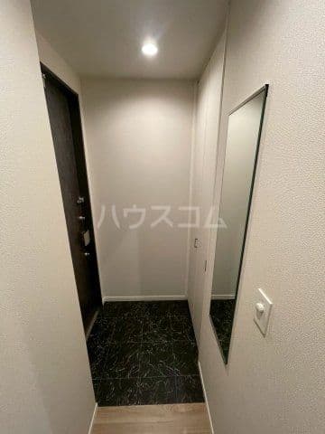 Room image 12