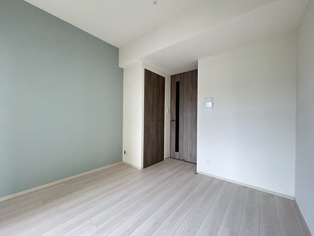 Preview interior of Fastate Namba Vellant