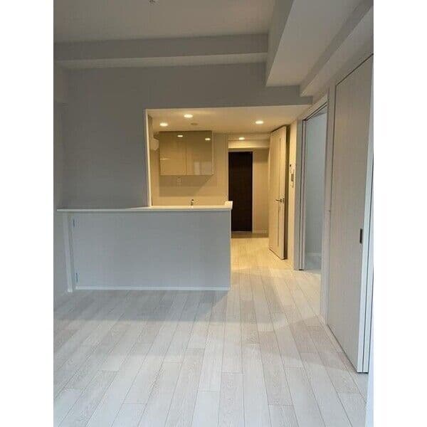 Preview interior of Rivent Namba West