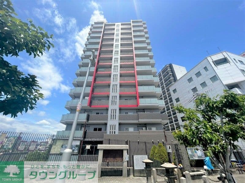 Main Image