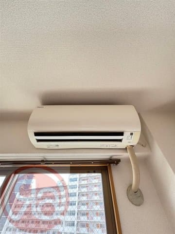 Room image 12