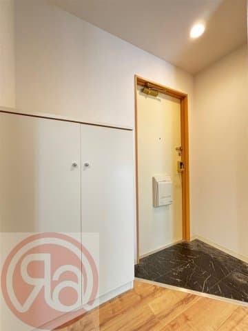 Room image 13