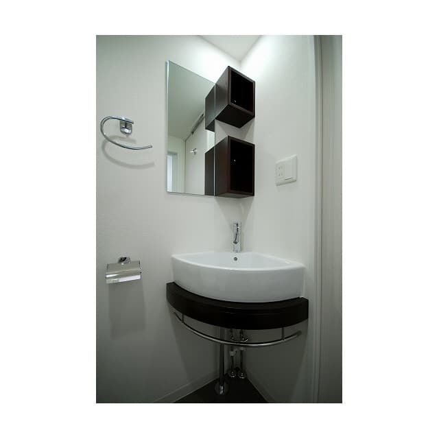 Room image 11