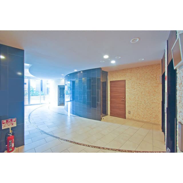 Room image 13