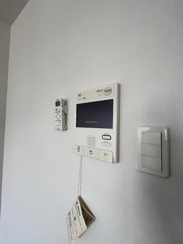 Room image 11