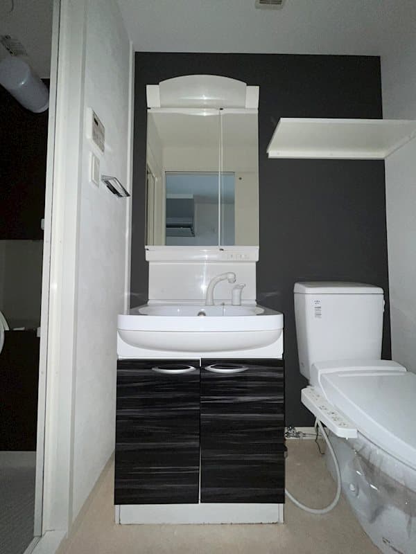Room image 9