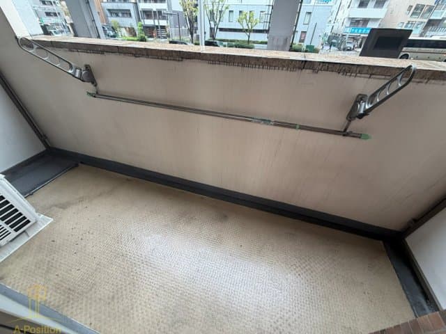 Room image 9