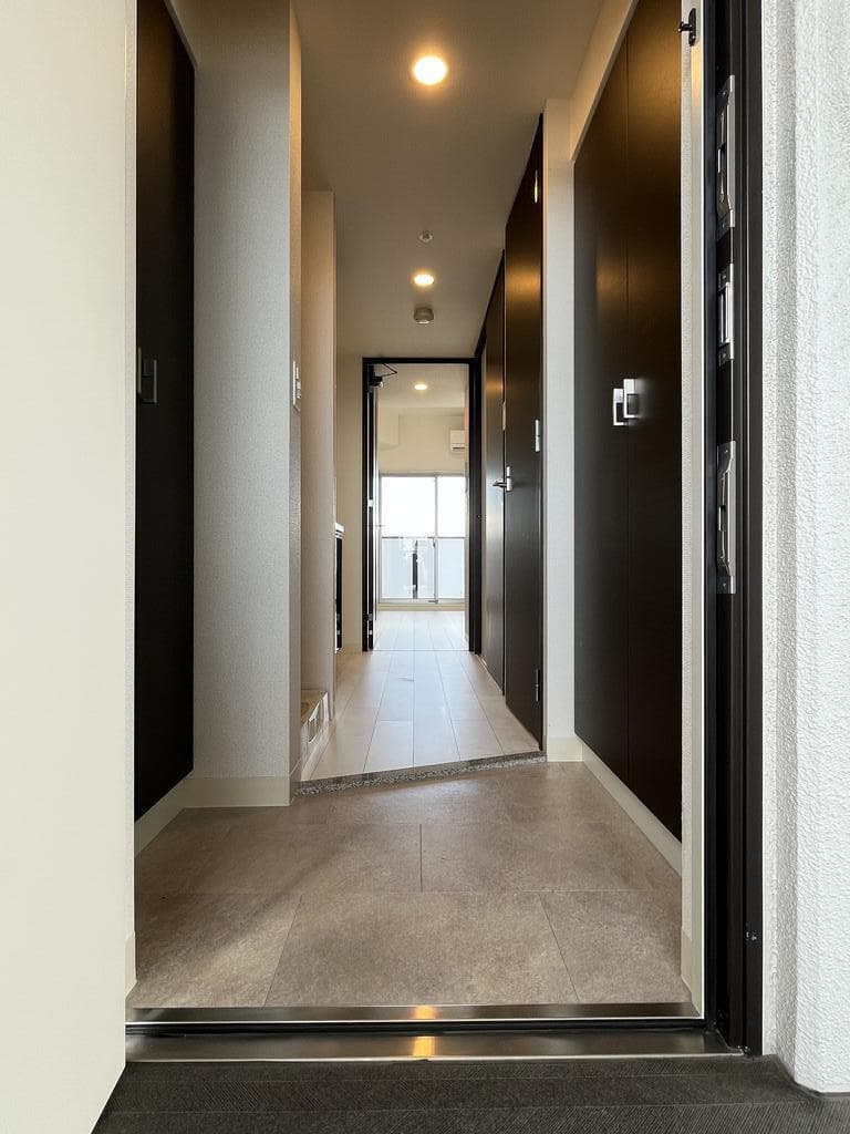 Room image 13