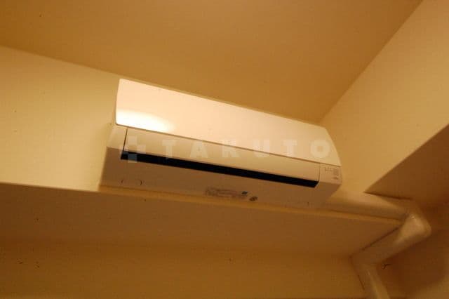 Room image 12