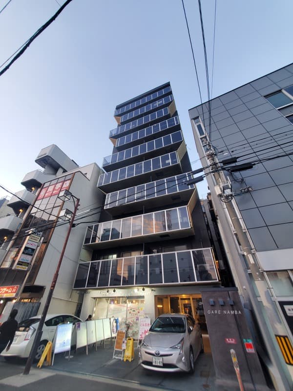 Main Image