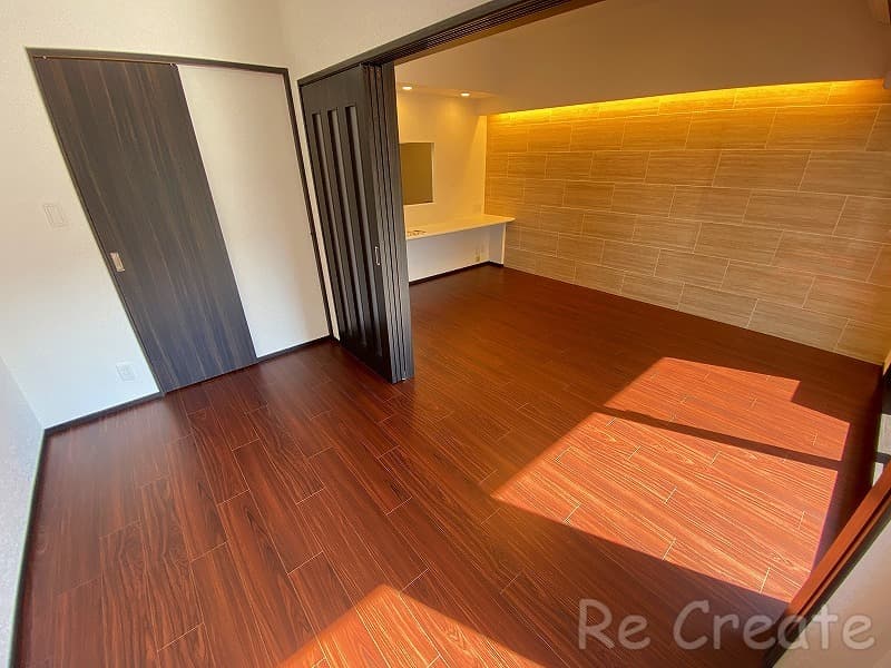 Room image 8