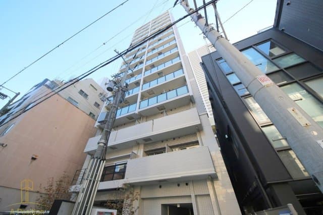 Main Image