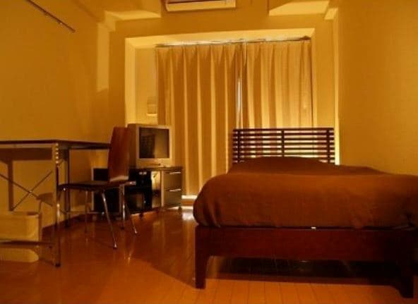 Room image 8