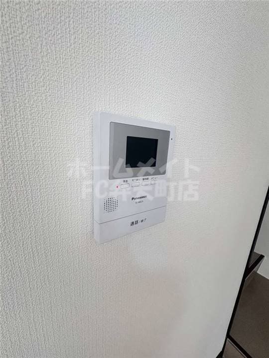 Room image 11