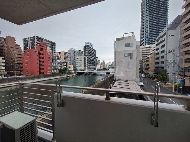Room image 13