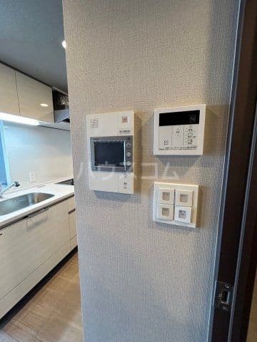 Room image 11