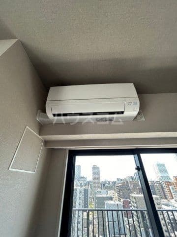 Room image 12