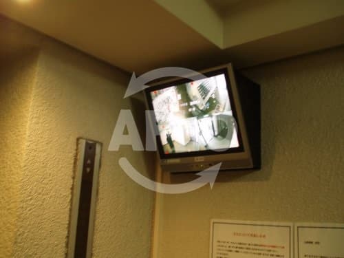 Room image 13