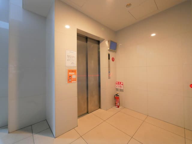 Room image 14