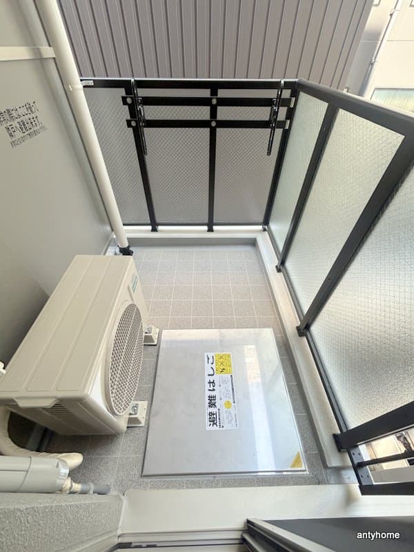 Room image 10
