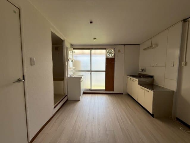 Preview interior of Enito Tenkachaya