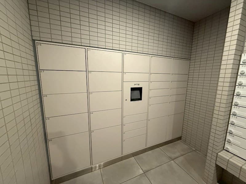 Room image 13