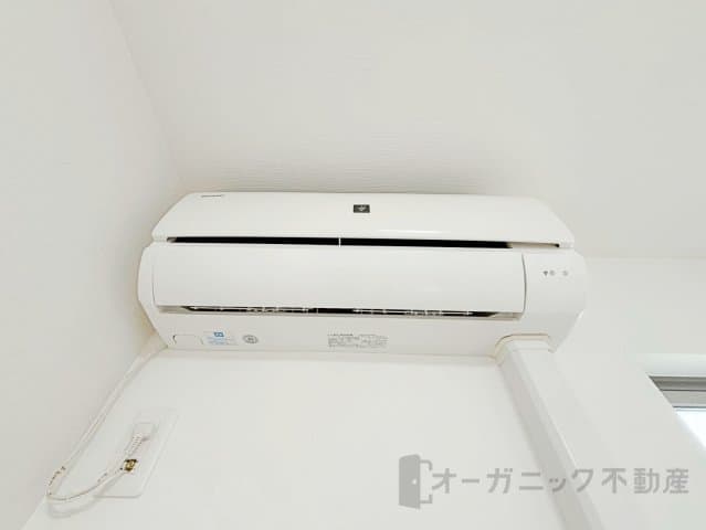 Room image 12