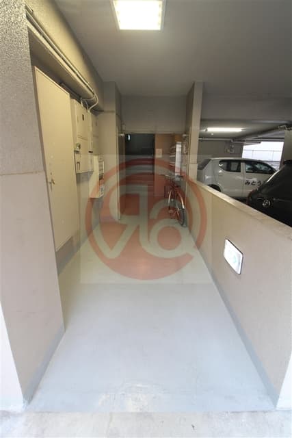 Room image 9